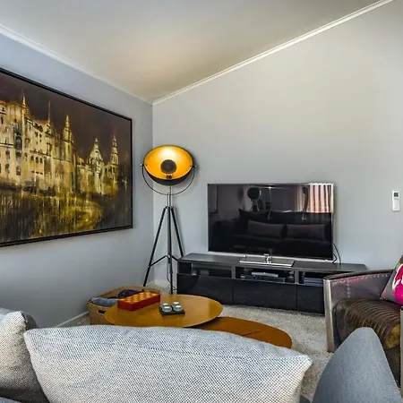 Penthouse Duplex Rooftop Jacuzzi 4 6 Beds 8 Persons * كاسكايس