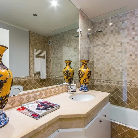 Penthouse Duplex Rooftop Jacuzzi 4 6 Beds 8 Persons شقة *