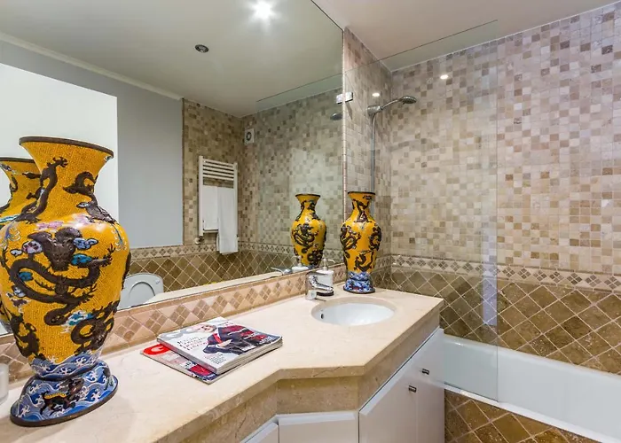 Penthouse Duplex Rooftop Jacuzzi 4 6 Beds 8 Persons Διαμέρισμα *