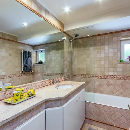 Penthouse Duplex Rooftop Jacuzzi 4 6 Beds 8 Persons Cascais