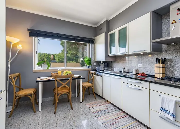 Penthouse Duplex Rooftop Jacuzzi 4 6 Beds 8 Persons