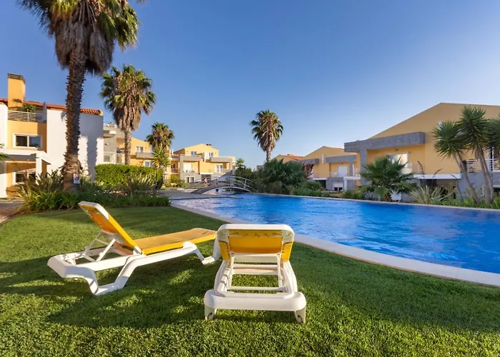 Penthouse Duplex Rooftop Jacuzzi 4 6 Beds 8 Persons Cascais