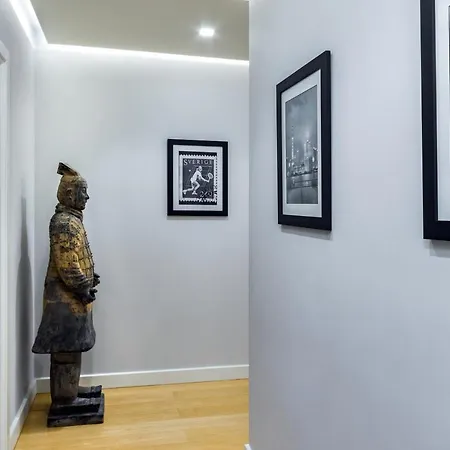 Penthouse Duplex Rooftop Jacuzzi 4 6 Beds 8 Persons アパート *